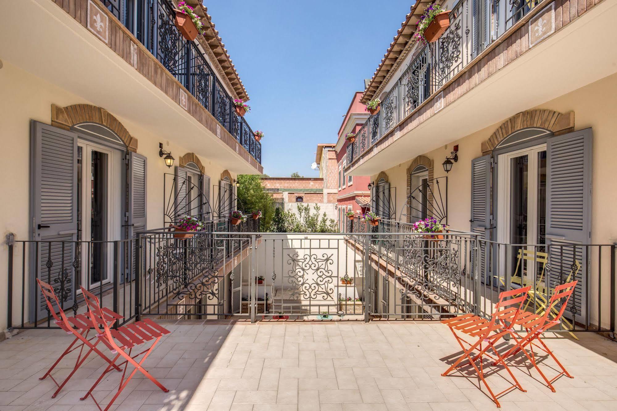The Bricks Rome Hotel Exterior photo